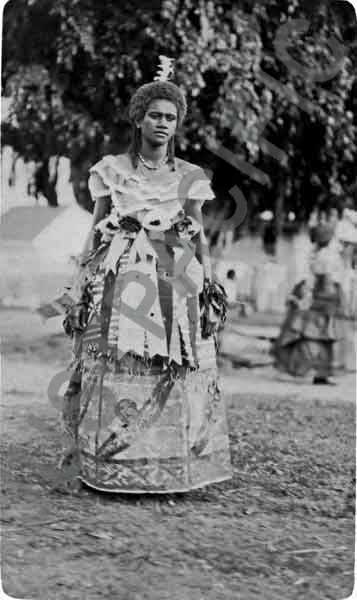 Traditional fijian wedding garmets